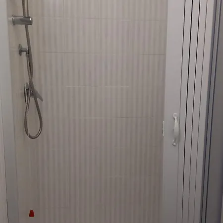 Il Cancello Rosso بيت ضيافة Montefranco